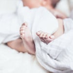 Babyuitzetlijst: alles wat je nodig hebt + de beste bespaartips!