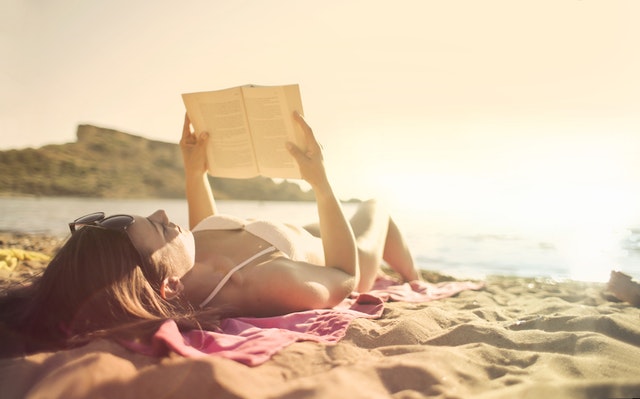 Lezen aan zee