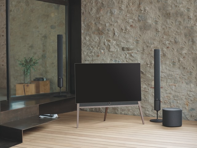 TV met soundbar